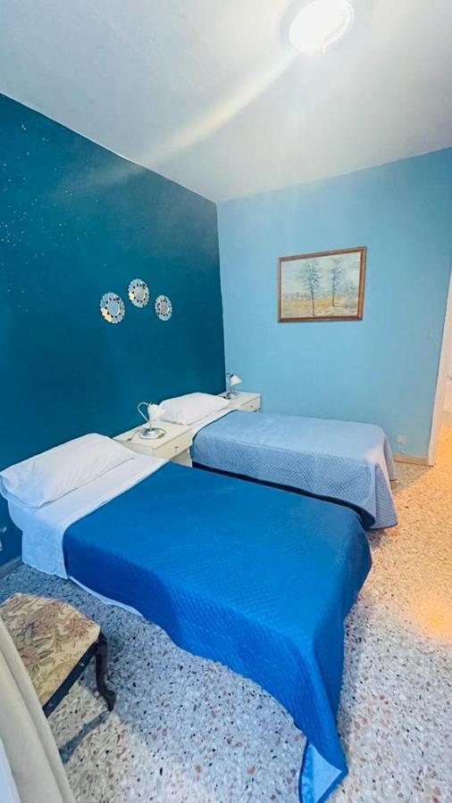Domi B & B Macerata Bagian luar foto
